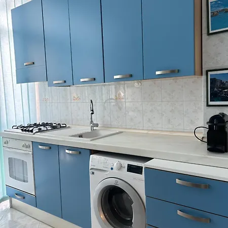 Nancy's * Μπάρι